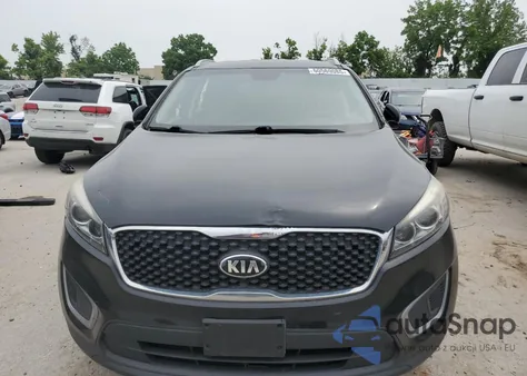 2016 Kia Sorento Lx z USA, uszkodzony, nr VIN 5XYPGDA57GG160070